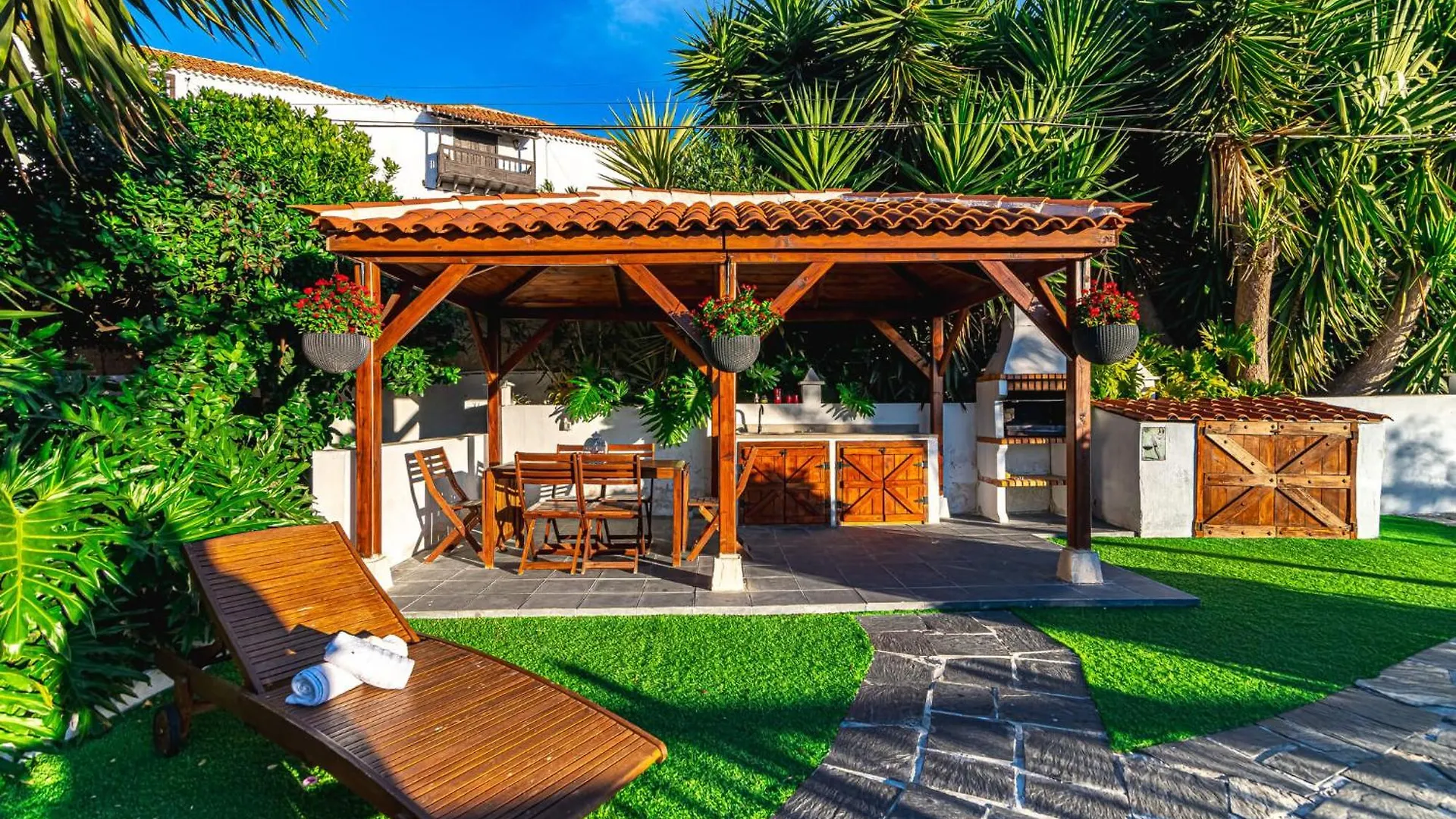 Casa Bernarda With Heated Pool Villa La Cisnera 0*,  Spain